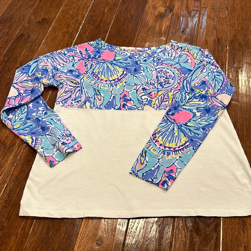 EUC Lilly Pulitzer Girls Mini Finn Top
